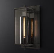 Devauxs Grand Square Sconce H23