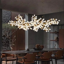 Load image into Gallery viewer, Niall Grape Shape Linear Chandelier
